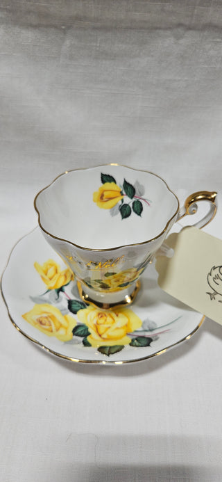 VNTG English Bone China
Royal Standard
“Get Well” Teacup & Saucer