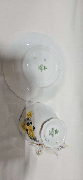 VNTG English Bone China
Royal Standard
“Get Well” Teacup & Saucer