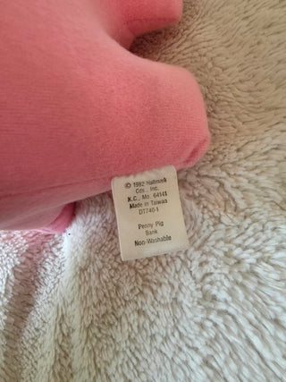 Penny the piggy bank 1998 plush
