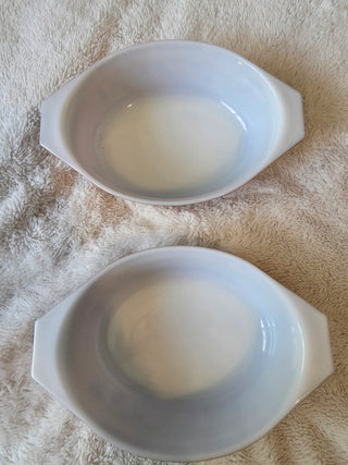 Pyrex Early Americana  1 1/2 Qt Oval Glass Casserole Dish Set Of 2