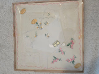 1950s Vintage Handkerchiefs 3pc Boxed Embroidered