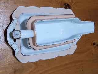 Vtg gravy boat