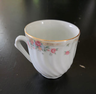 Demitasse cup