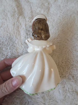 Vintage Napco Christmas Shopper Girl Figurine Kitsch 1956 Holiday Great Shape