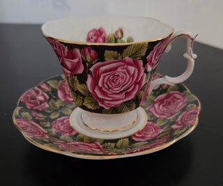 Pink/Black Teacup/Saucer