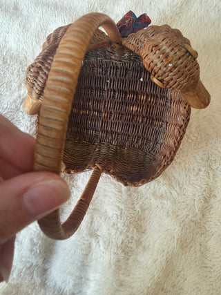 Vintage Ducks Wicker Basket with handle