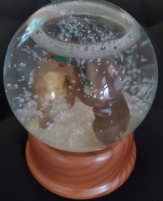 Holiday Bear Globe
