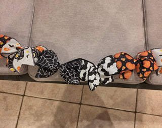 Halloween Bow Garland