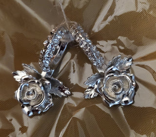 , Silver plated flower Napkin Holder (2)
