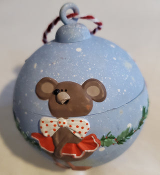 VTG ORNAMENT