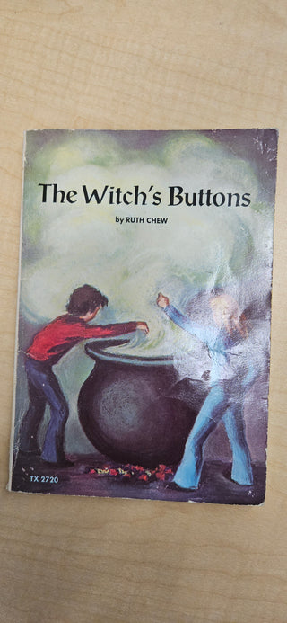 1974 1st-Printing Pprbk — R. Chew's The Witch's Buttons