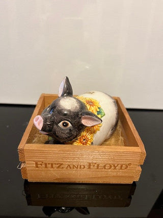 #1370 Fitz & Floyd Pig in Crate NIS