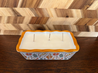 SOY CANDLE IN GRATEFUL FALL BUTTER DISH SCENT TOASTED PUMPKIN|107400