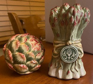 Pair Fitz & Floyd Salt/Pepper  set-2