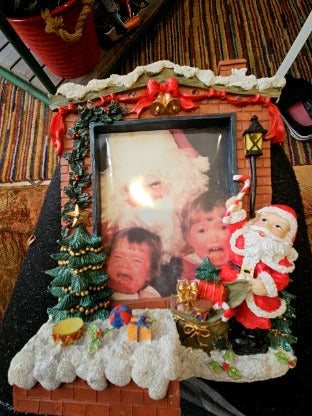 Light Up 5'x7' Christmas Photo Frame, Twinkle, 2AA batteries included, Resin, RSV