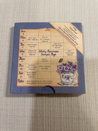 Small organization, calendar pansies
