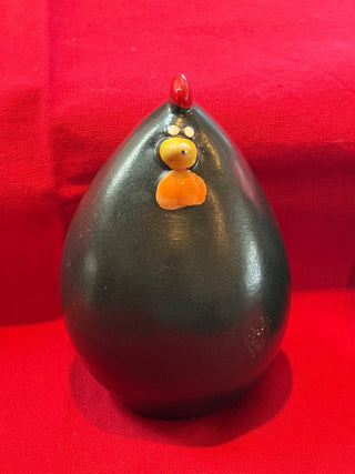 Black egg shaped, ceramic Chicken 5"