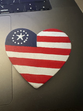 Wood Painted US Flag Heart Shape pin #62 VV MTS