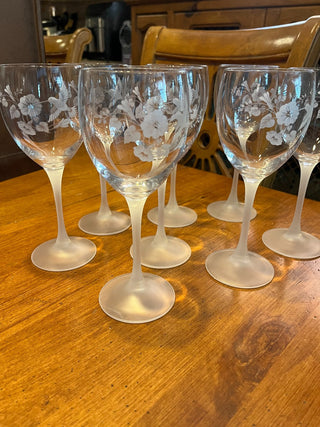 Vintage Avon 24% Lead Crystal Etched Hummingbird Wine Glass RSV