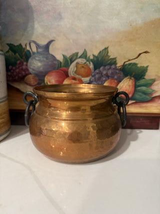 Vintage India Copper Planter w/ black handles (wtwf)|107917