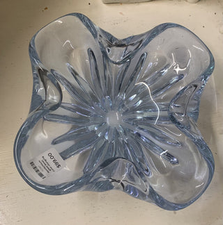Neodymium glass bowl. Color changing