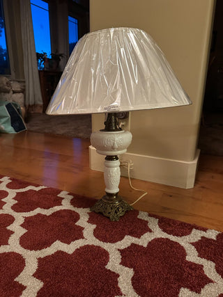 Paul Hanson N.Y. Vtg. White Embossed Opaline Glass Table Lamp w/shade 26" RCD