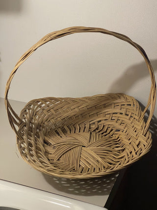 11" Vtg Gathering Basket--SP MTS
