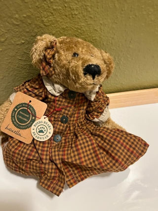 #220 1990's Boyd's Bear Luella