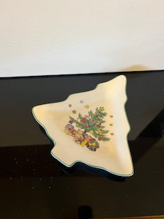 #2928 Nikko Christmas Dish