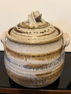 #2941 Studio Art Pottery