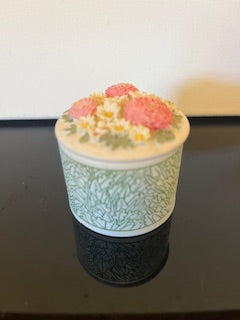 #3027 Zinnia Floral Trinket Box