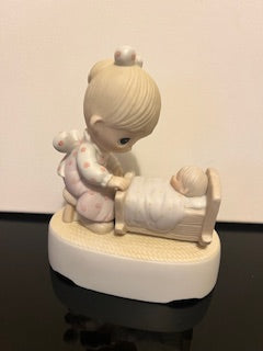#3062 Precious Moments - Music Box