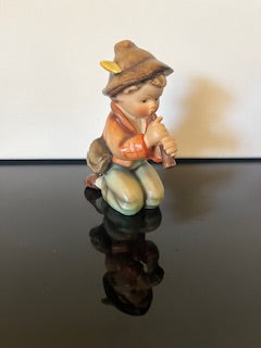 #3100 Goebel Hummel - "Little Tooter"