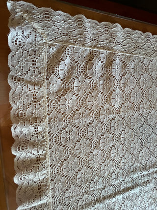 #3167 Lace Table Topper