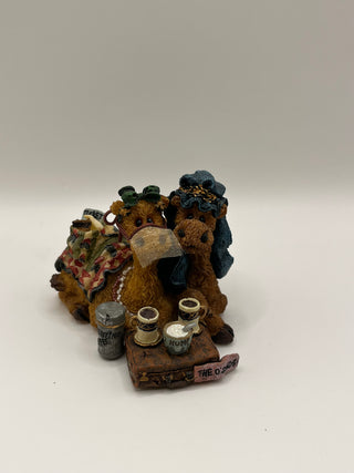 #3203 Boyds Bear Lawrence and Sheherazade