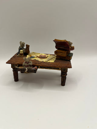 #3208  Boyds Bears Noah's Genius at Work Table