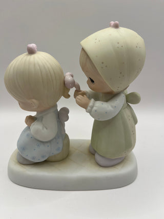 #3299 Precious Moments - To A Very Special Sister