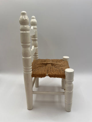 #3416 Vintage Doll Ladderback Chair