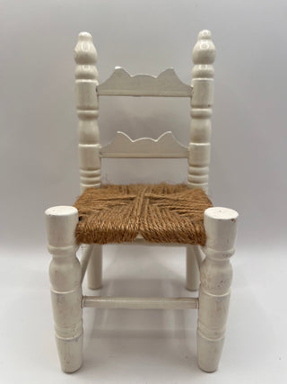 #3416 Vintage Doll Ladderback Chair