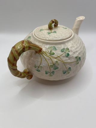 #3439 Belleek Classic Shamrock Teapot