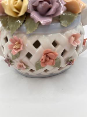 #3462 Rose Teapot Music Box