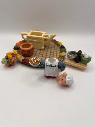 #3470 Miniature Cherished Moments Tea Set