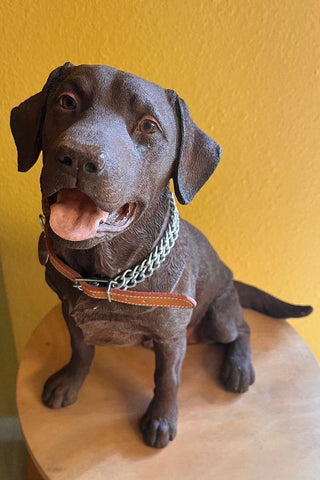 #3529 Chocolate Labrador Retriever Sculpture