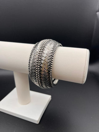 #3533 Silver-tone Domed Hinged Bracelet