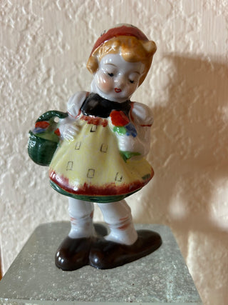 Vintage Girl Figurine Occupied Japan Riffraff Works RSV|111162