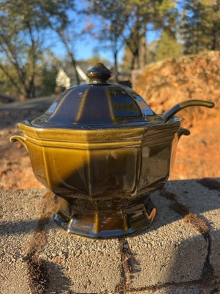 vintage Pfaltzgraff Heritage Green stoneware soup tureen and matching lid with ladle 150H