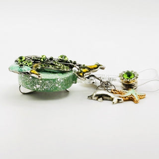 Green Dolphin Badge Holder on a Belt Clip|76214