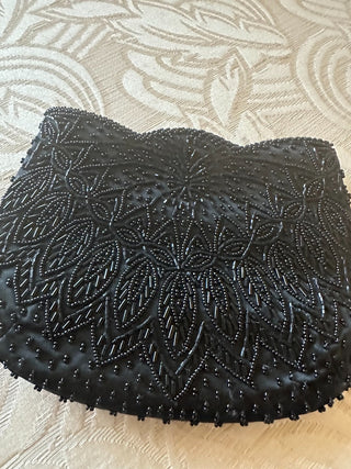Beaded Black Crossbody evening bag, beaded leaf pattern, braided strap, zipper close 8"x6" RCD