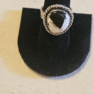 .925 white buffalo ring sz 8|89143