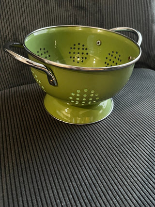 Enamel colander moss green 6.5 inches|109744